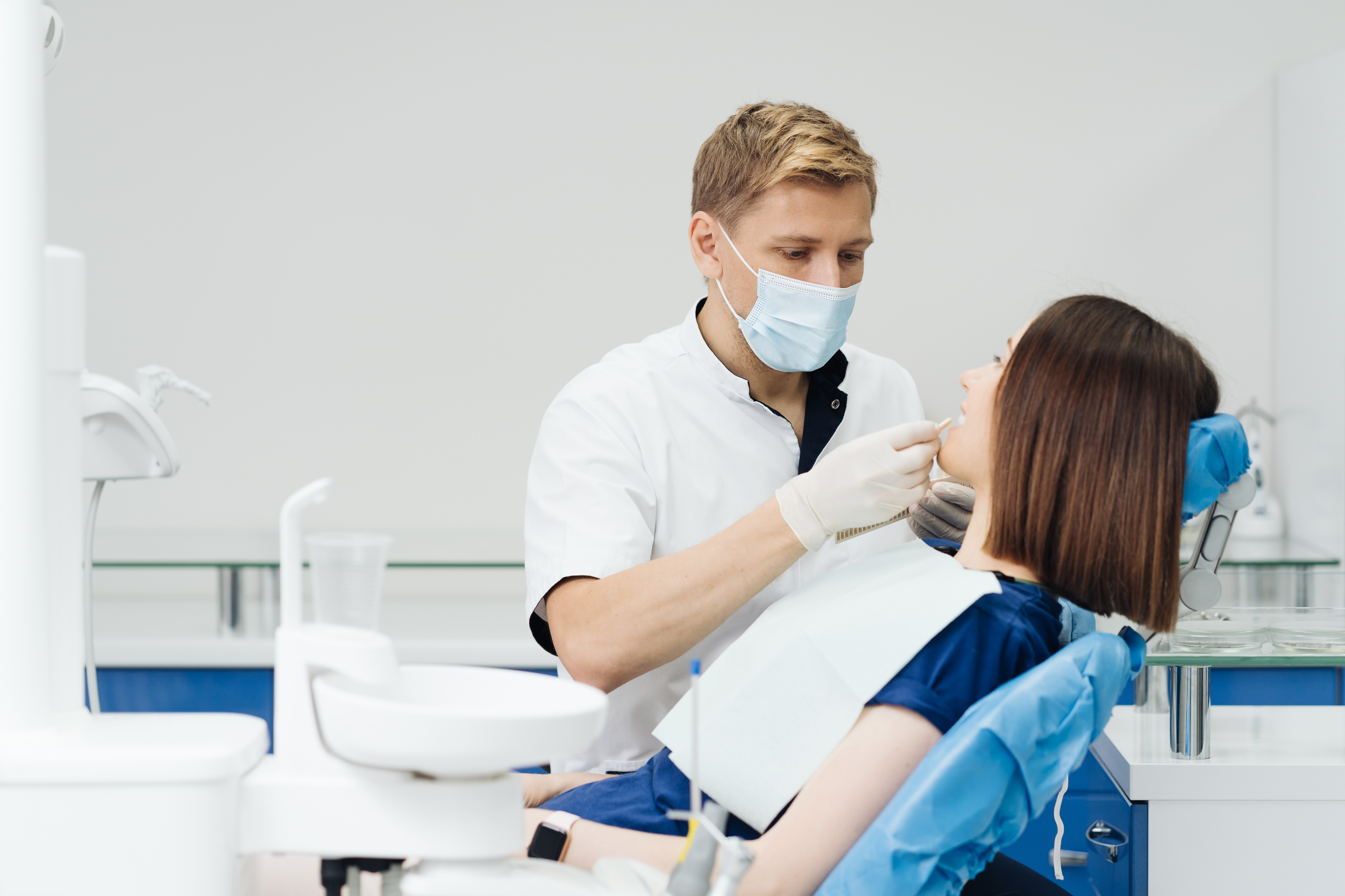 women get dental hygiene